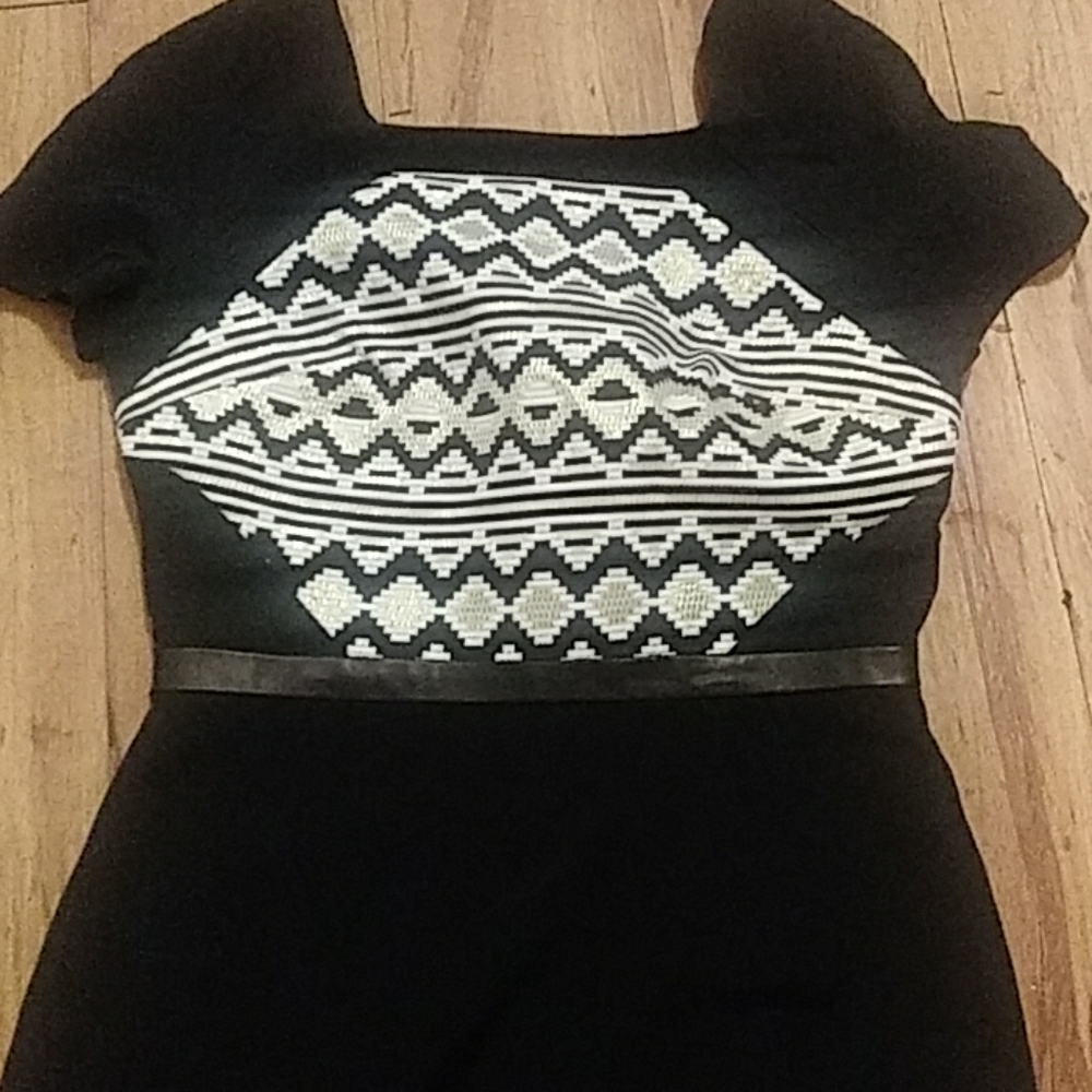 Cabe new york black gold chevron belt dress 2